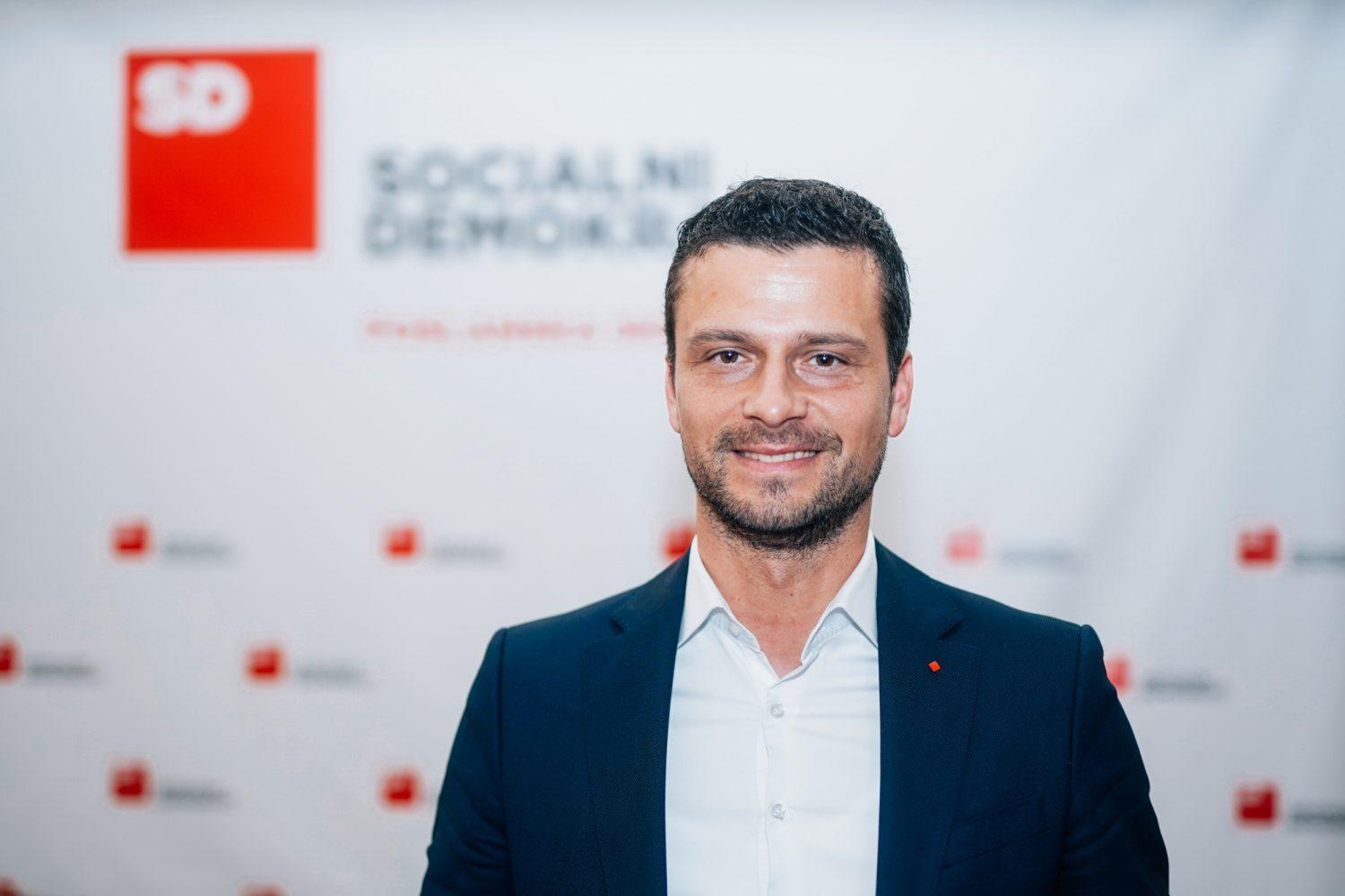 Prednik: "Če pogledamo nekoliko širše, lahko zasledimo, da so mladi politiki lahko zelo uspešni"