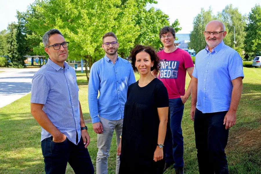 Slovenski znanstveniki ponovno prejemniki Novartisovih nagrad za izjemne dosežke