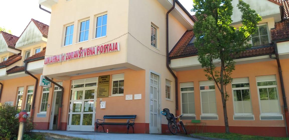 Na dneve cepljenja vabijo tudi koroški zdravstveni domovi. Naročanje ni potrebno