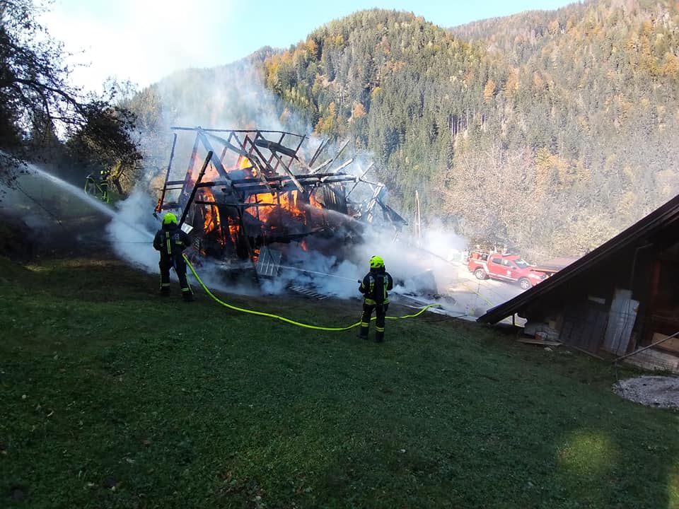 V Bistri ogenj povzročil za 15.000 evrov škode