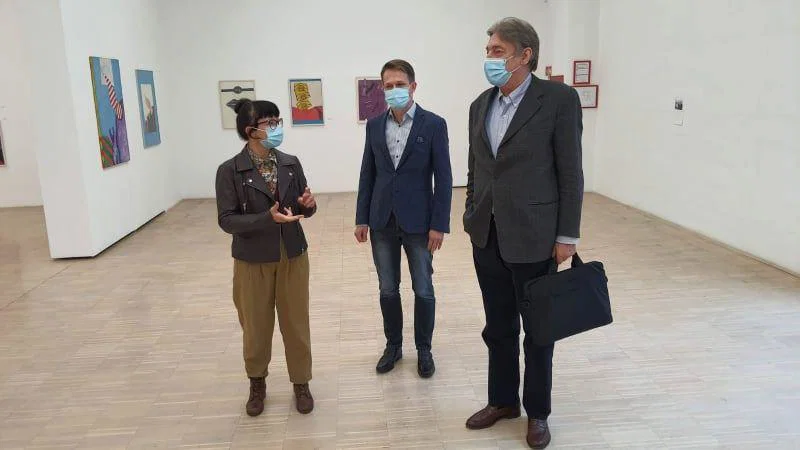 Minister za kulturo na Koroškem tudi o problematiki depojev