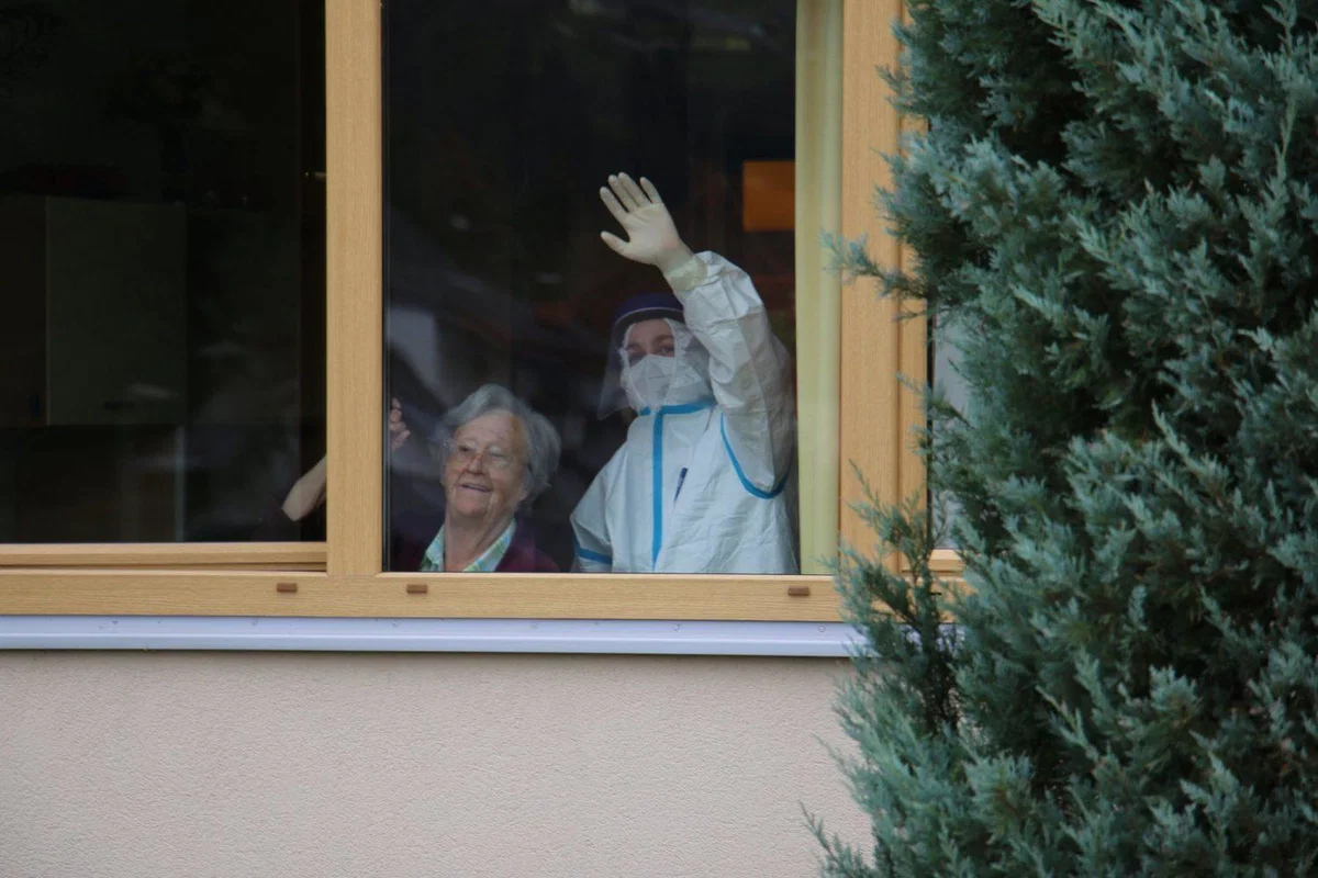 Dom starostnikov Slovenj Gradec ima v rdeči coni tri okužene stanovalce