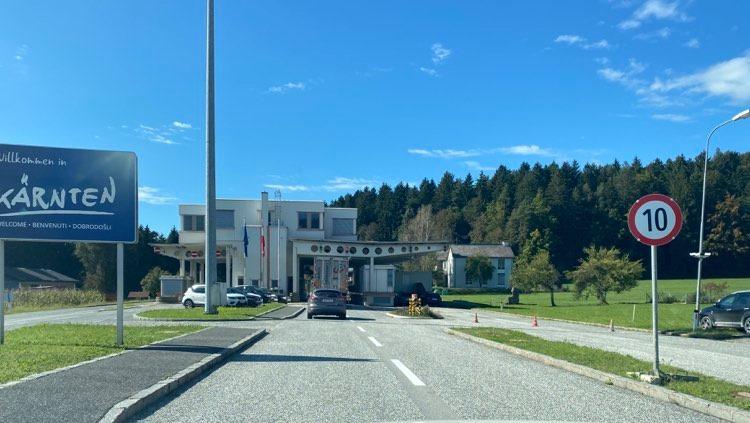 Ob 70. obletnici podpisa ADP pozivi k celovitemu izpolnjevanju 7. člena glede slovenske manjšine