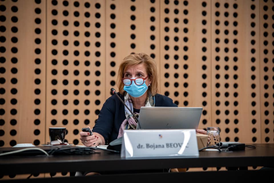 Beovićeva: Vladi bomo predlagali podaljšanje ukrepov brez sprememb