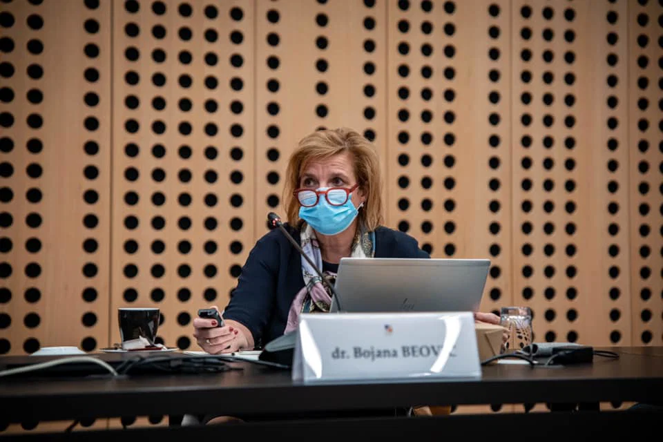 Beovićeva: Vladi bomo predlagali podaljšanje ukrepov brez sprememb