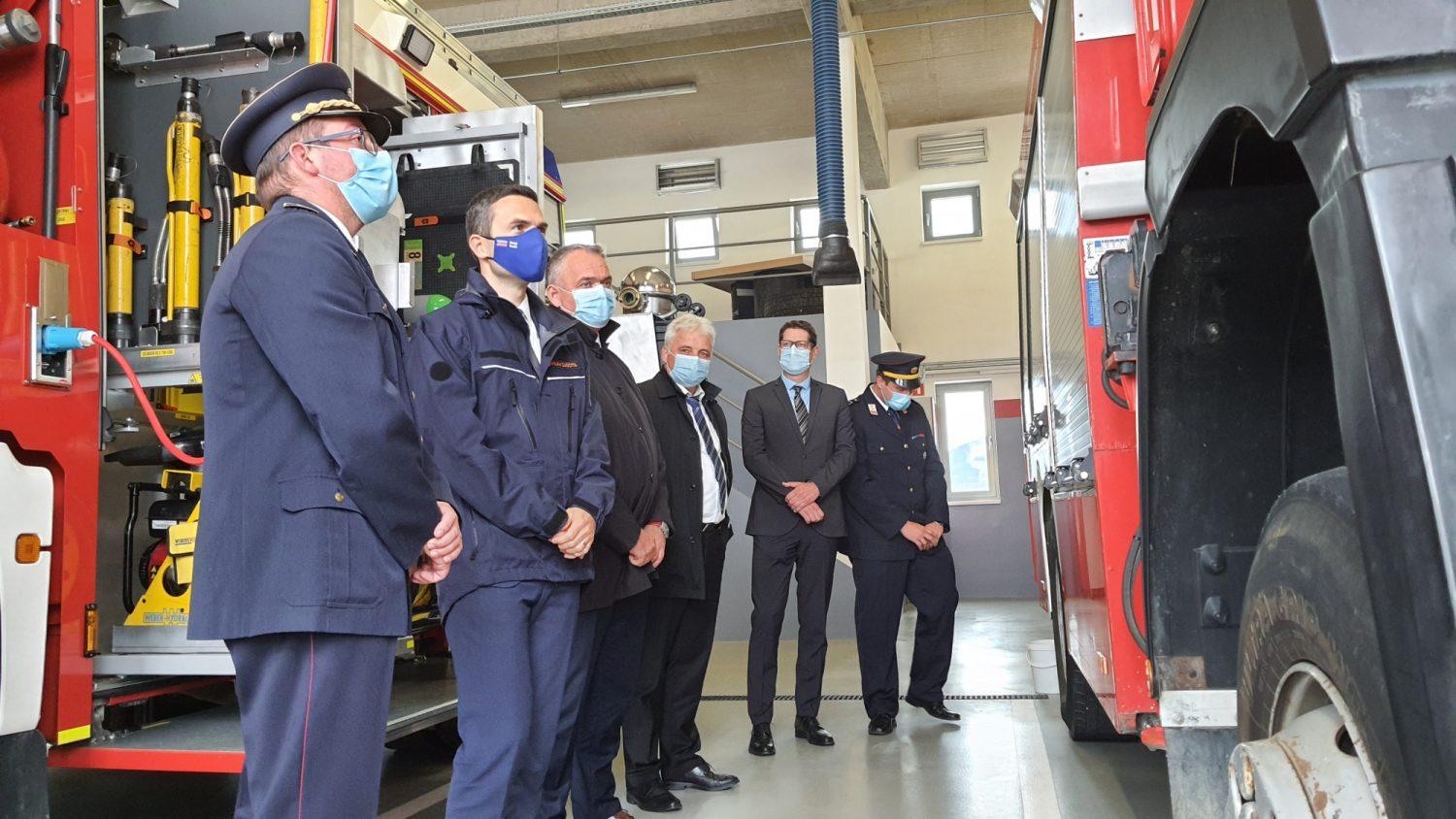 Minister Tonin poudaril, da vlada z obiskom Koroške sporoča, da Koroška ni tam daleč, ampak je blizu našega srca, je sestavni del Slovenije