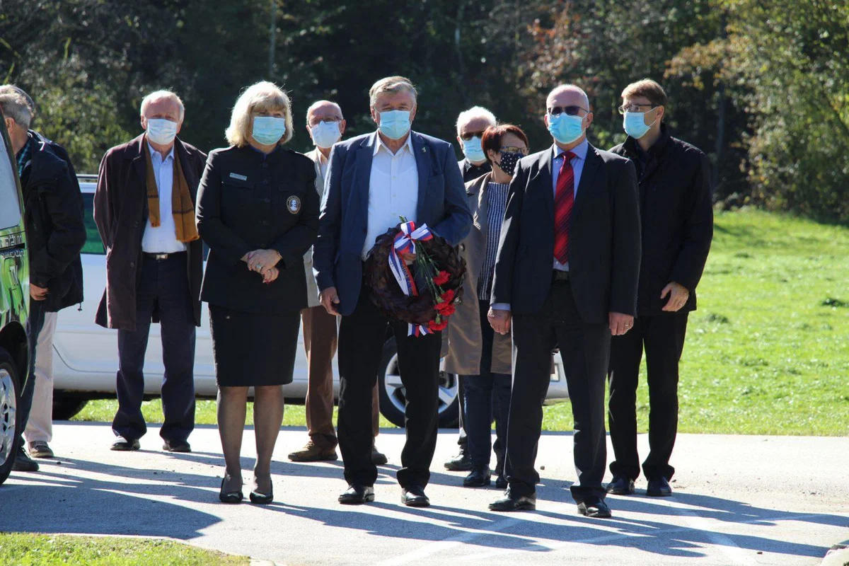 Na Dobrijah so se s polaganjem venca poklonili Franju Malgaju in tovarišem