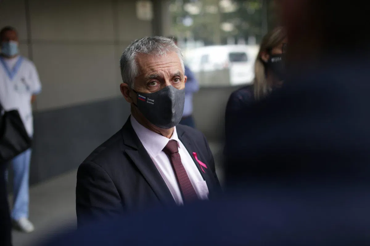 Gantar: Le malo manjka do sprejetja omejitev