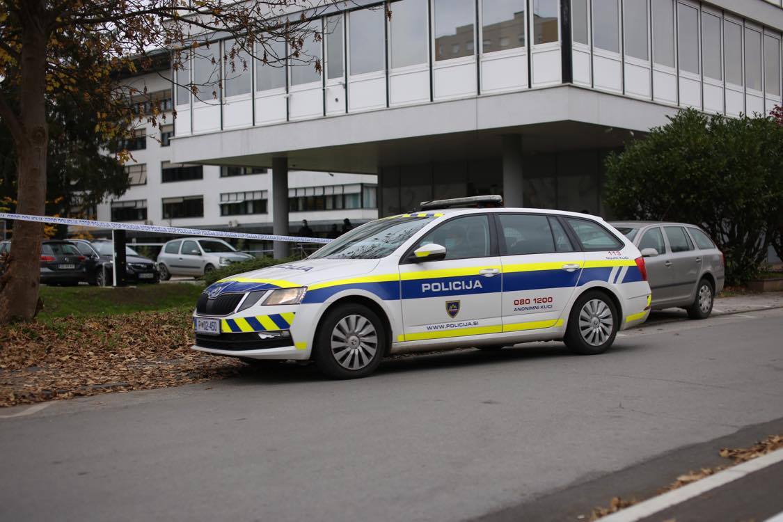 Velenjski policisti so ustavili krepko vinjenega voznika tovornega vozila