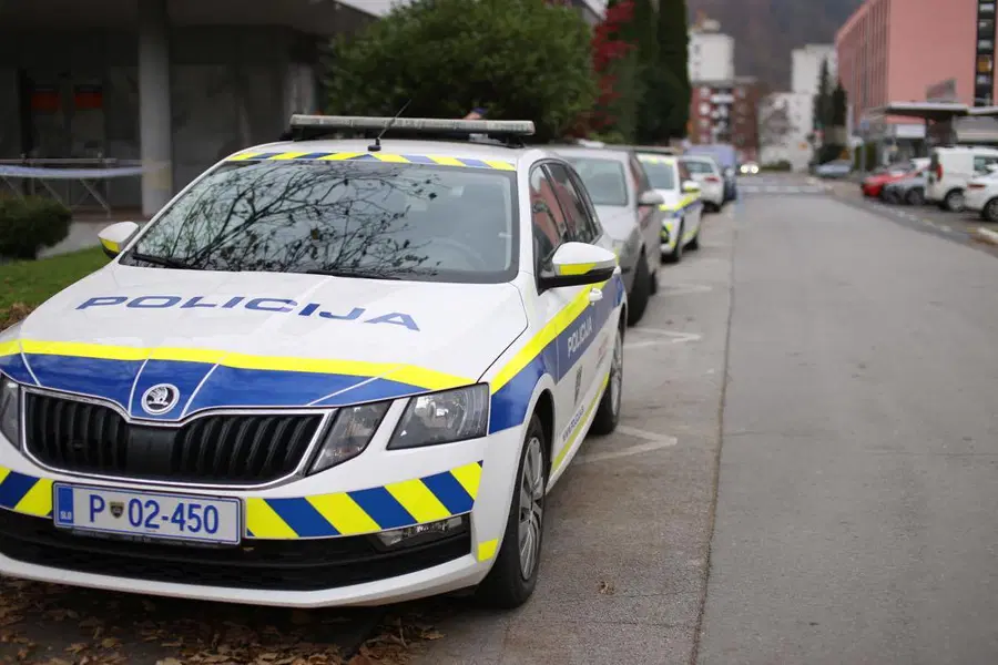 Policisti tokrat rešili življenje 39-letnemu občanu