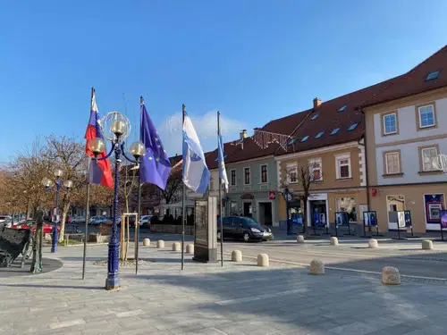 V petek na Koroškem 263 novih okužb, največ v Slovenj Gradcu