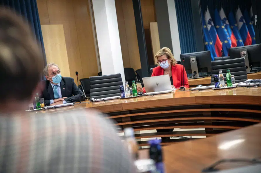 Bojana Beović: Podatki za soboto ne pomenijo nič dobrega glede razmišljanj o morebitnem sproščanju ukrepov