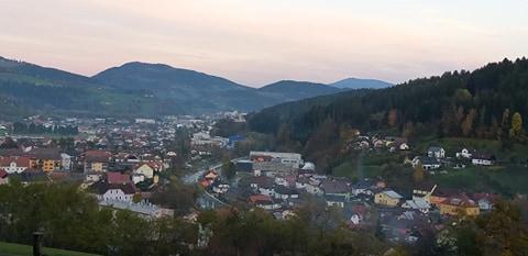 V četrtek na Koroškem 38 novih okužb, največ na Prevaljah