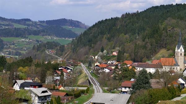 Sodeluj, zadeni nagrado in naj tvoja slika krasi koledar »Vuzenica 2021«