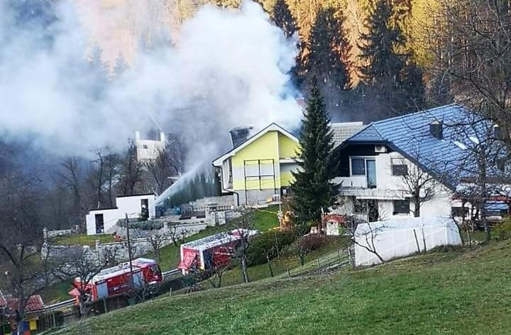 V popoldanskih urah je zagorelo na Prevaljah in v Mislinji