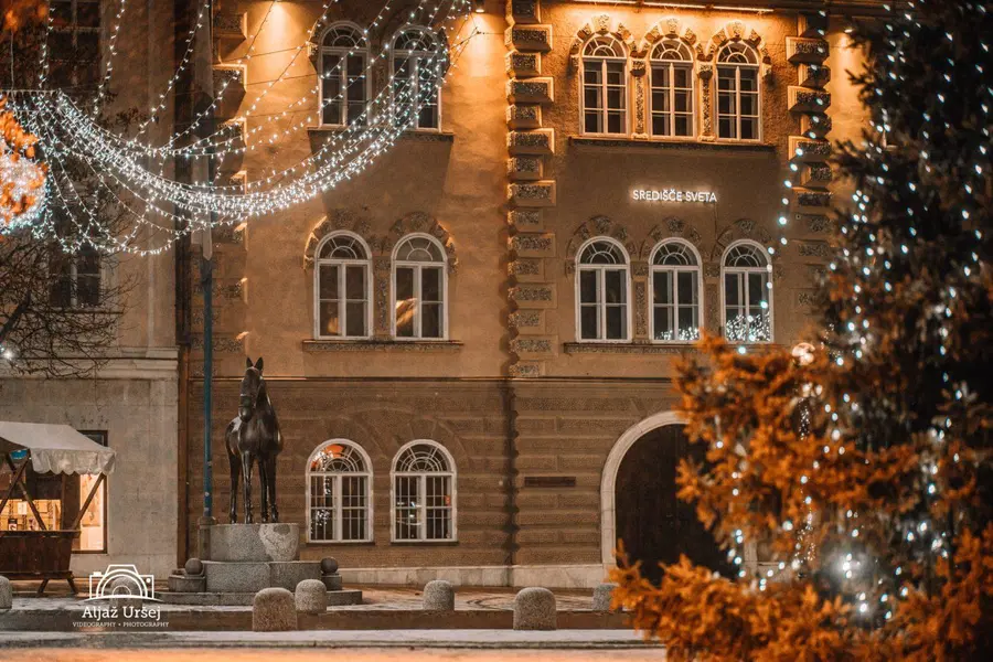 Na silvestrovo na Koroškem potrdili 88 novih okužb. Predstavniki stroke in županov naše regije opozarjajo, da bolezen Covid-19 ne izbira