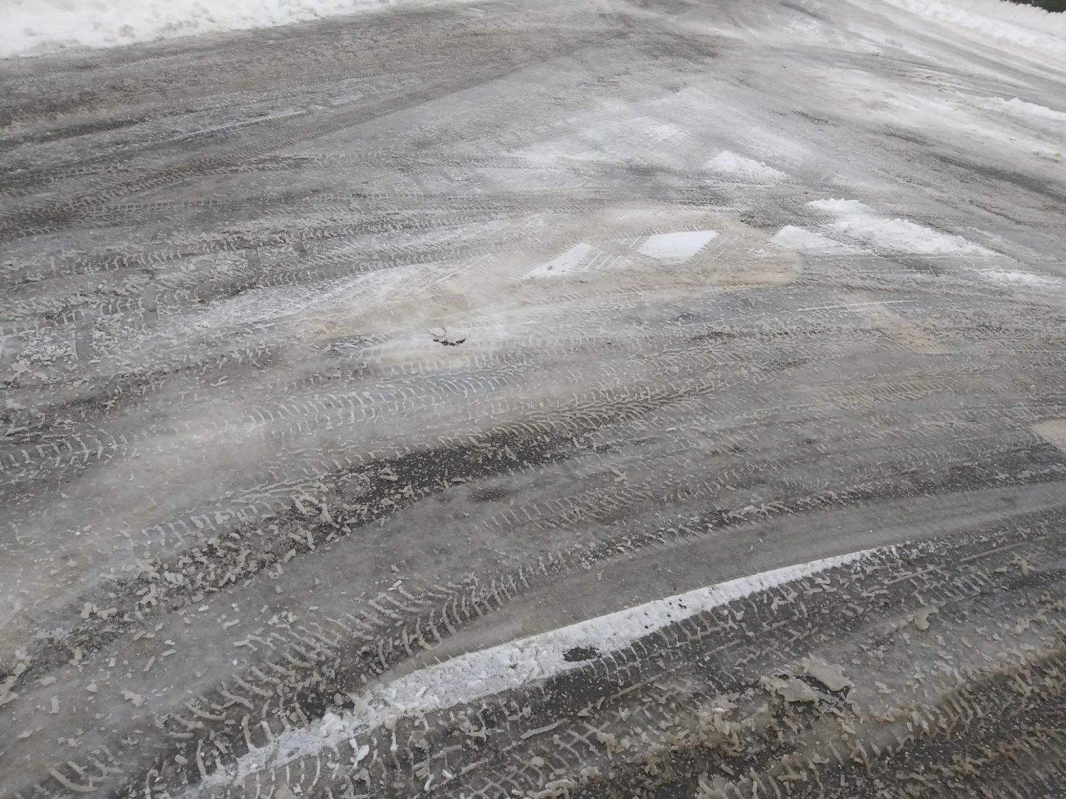 Nevarnost poledice: Policisti pozivajo k previdnosti na cesti