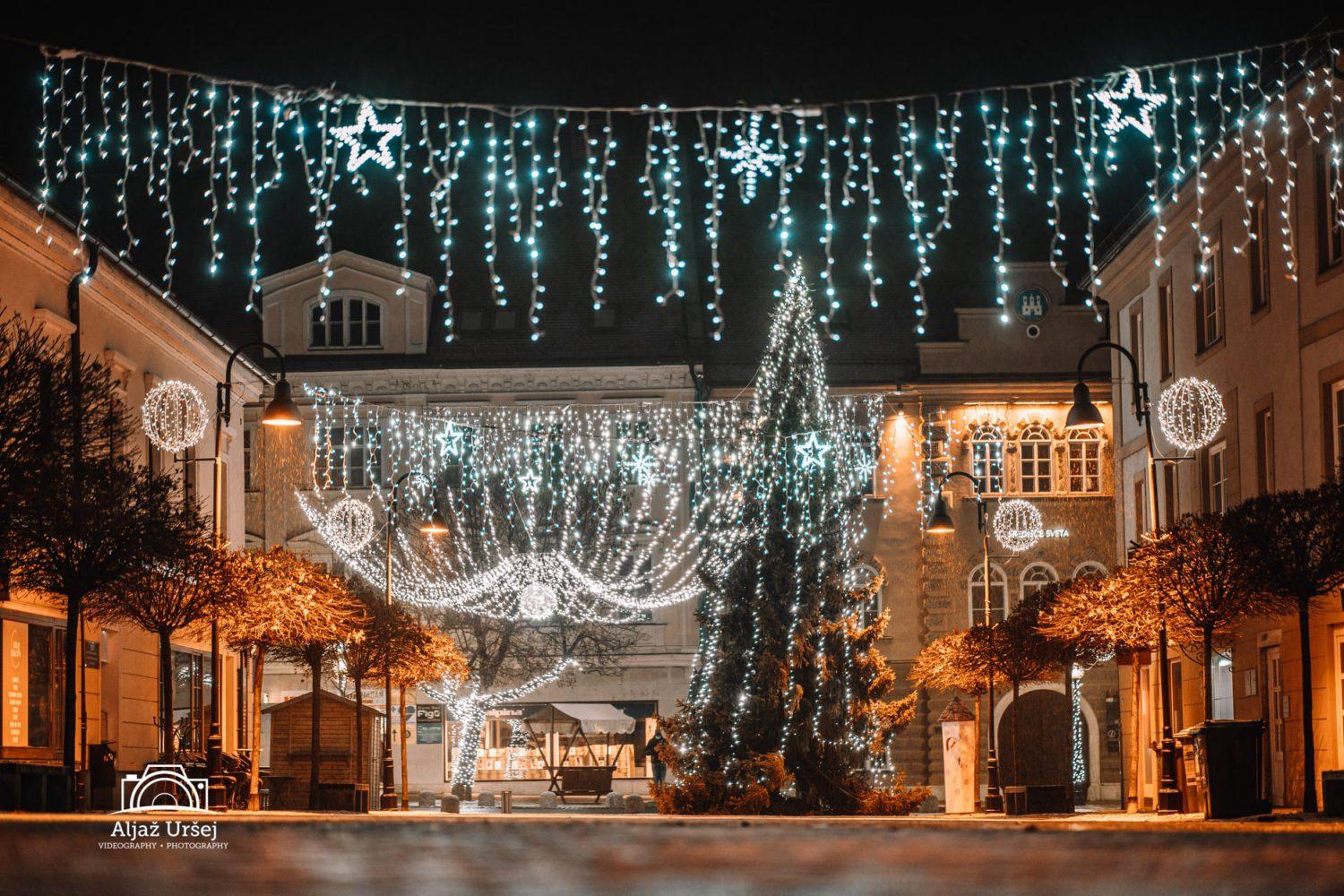 Takšne so ulice v Slovenj Gradcu v času prazničnega decembra