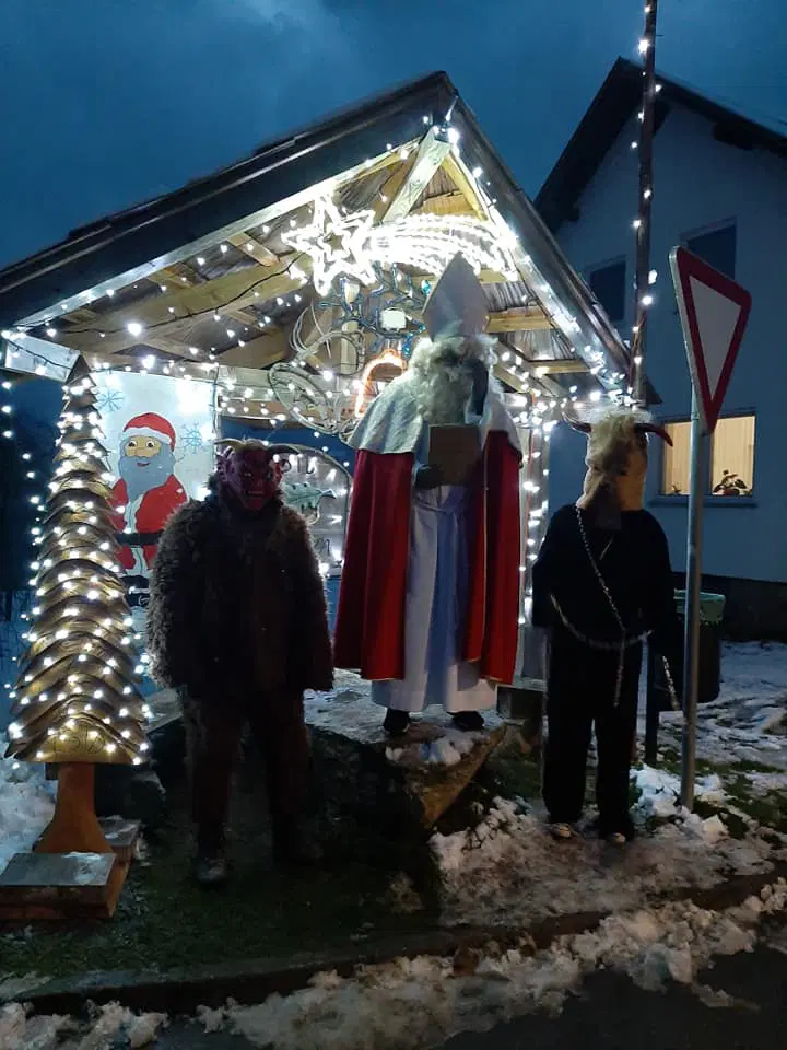 Prihaja prvi izmed treh decembrskih dobrih mož, ustavil se bo tudi na Koroškem