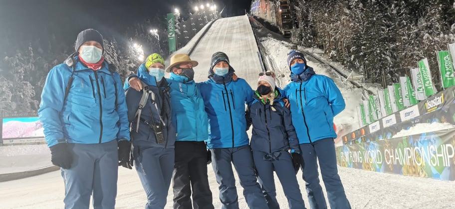 Pri pripravi letalnice v Planici pomagalo 140 ljudi, med njimi tudi trije Korošci