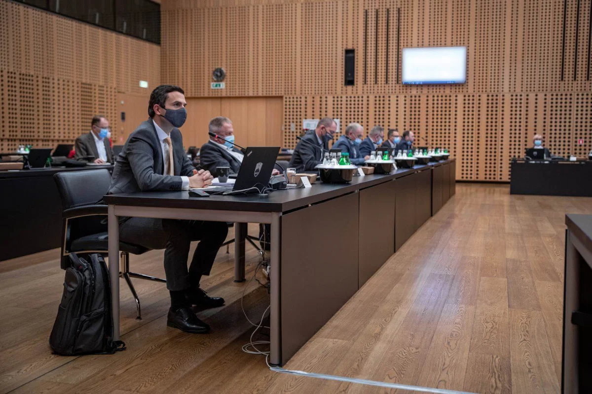 PKP 7: Dodatek za upokojence, študente, zaposlene z najnižjimi plačami, ukrep ob rojstvu otroka ...