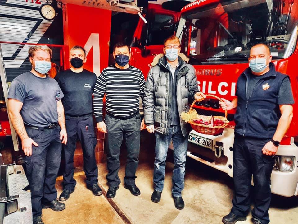 Ravenski župan na silvestrovo obiskal dežurne službe