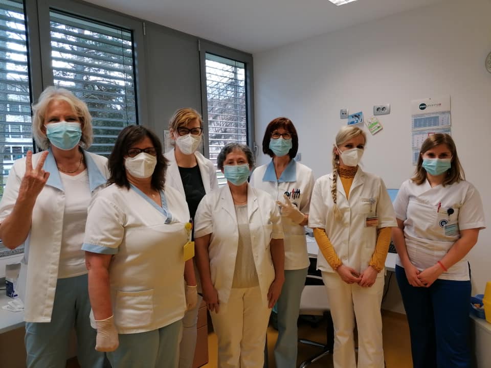 V SB Slovenj Gradec cepili še 60 zdravnikov in medicinskih sester
