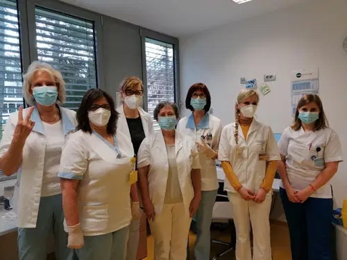 V SB Slovenj Gradec cepili še 60 zdravnikov in medicinskih sester