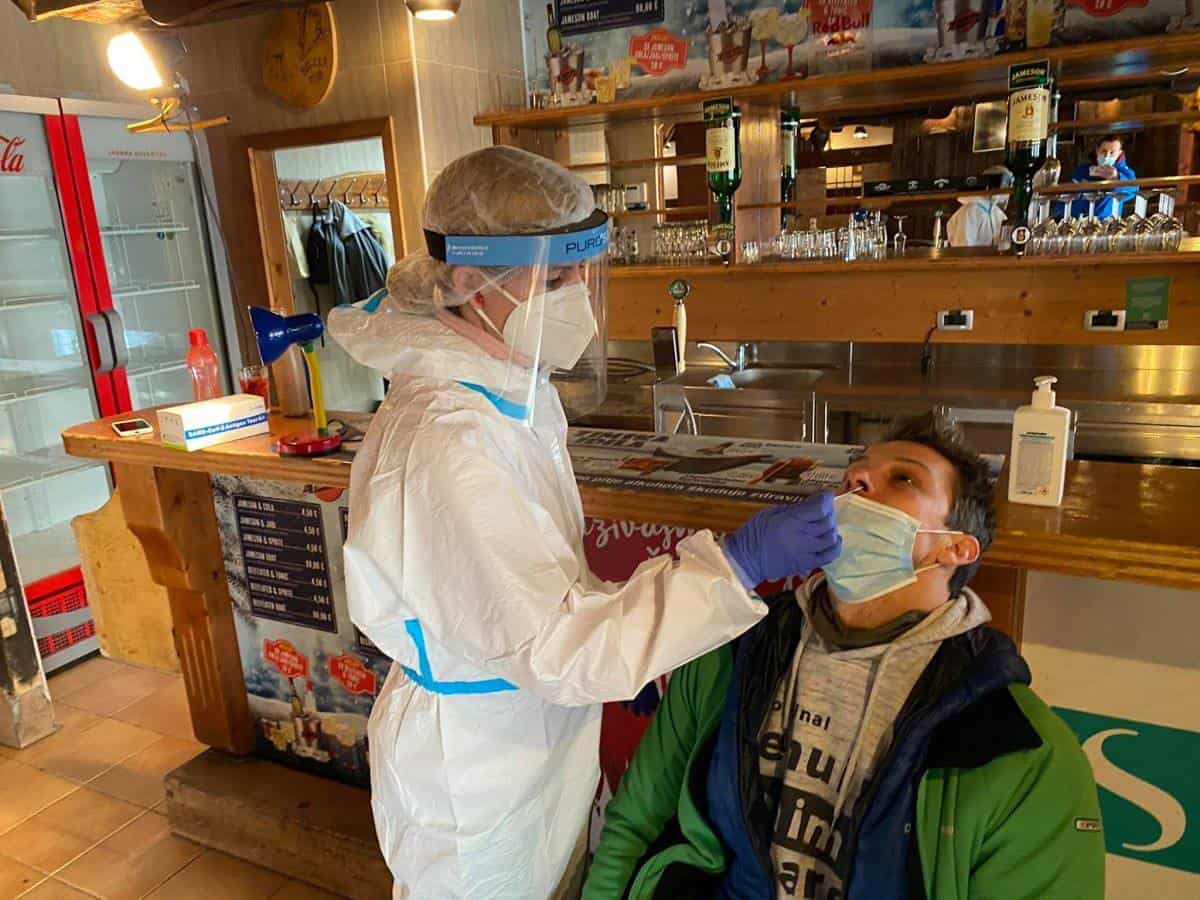 Včeraj na Koroškem ena nova okužba