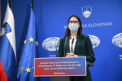 Bratuša: Še vedno smo nad prvim kriterijem, ki omogoča sproščanje in prehod v rdečo fazo