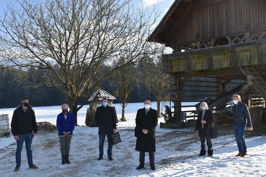 Minister Podgoršek na Koroškem tudi o gozdnih cestah in slovenjgraški južni obvoznici
