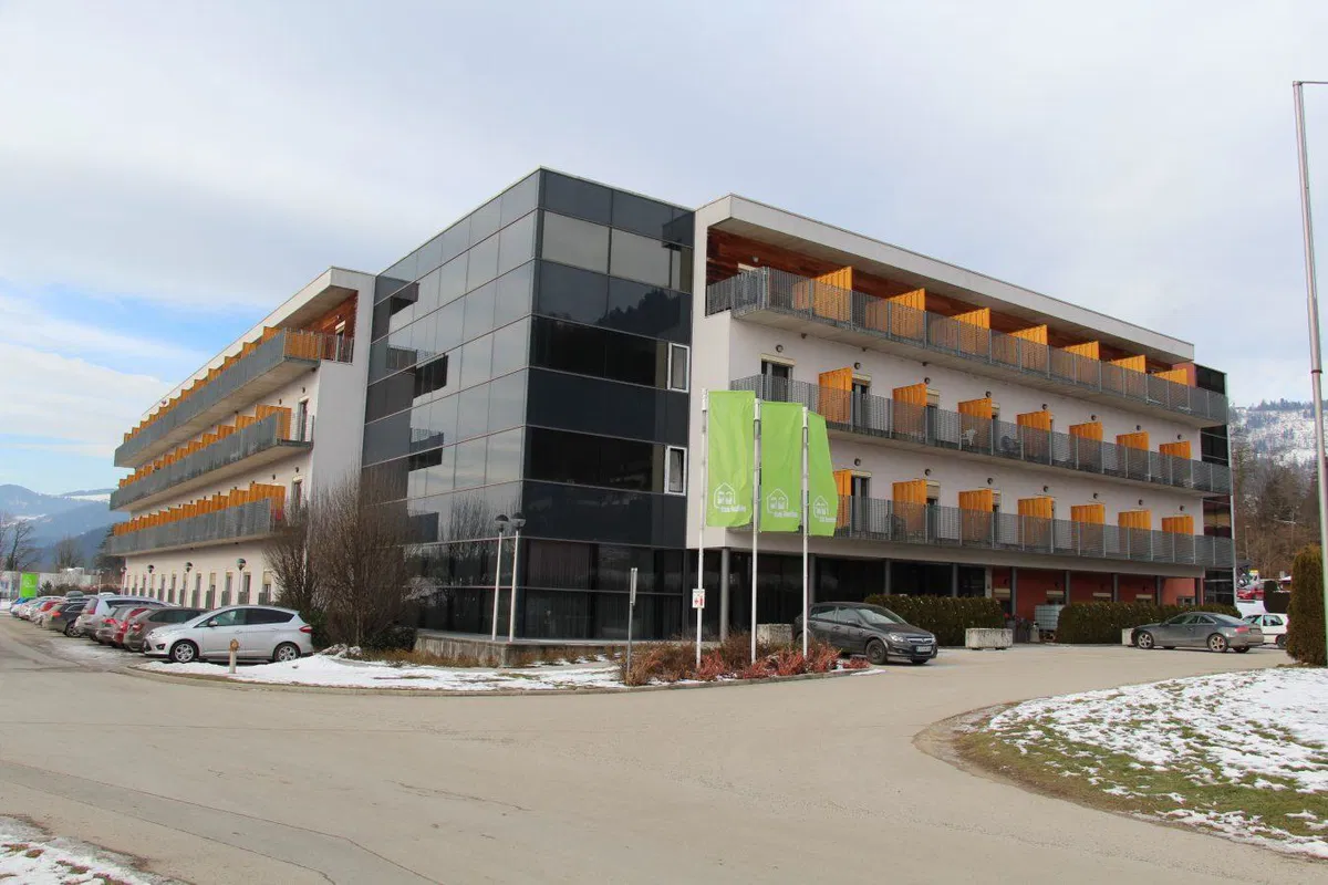 Nova direktorica Doma Hmelina je postala Janja Ramšak