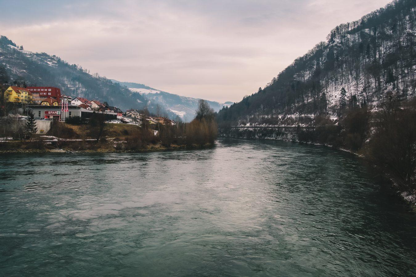 Arso za možnost krajevnih neurij in hudourniških poplav izdal rdeče opozorilo. Povečal se bo tudi pretok Drave