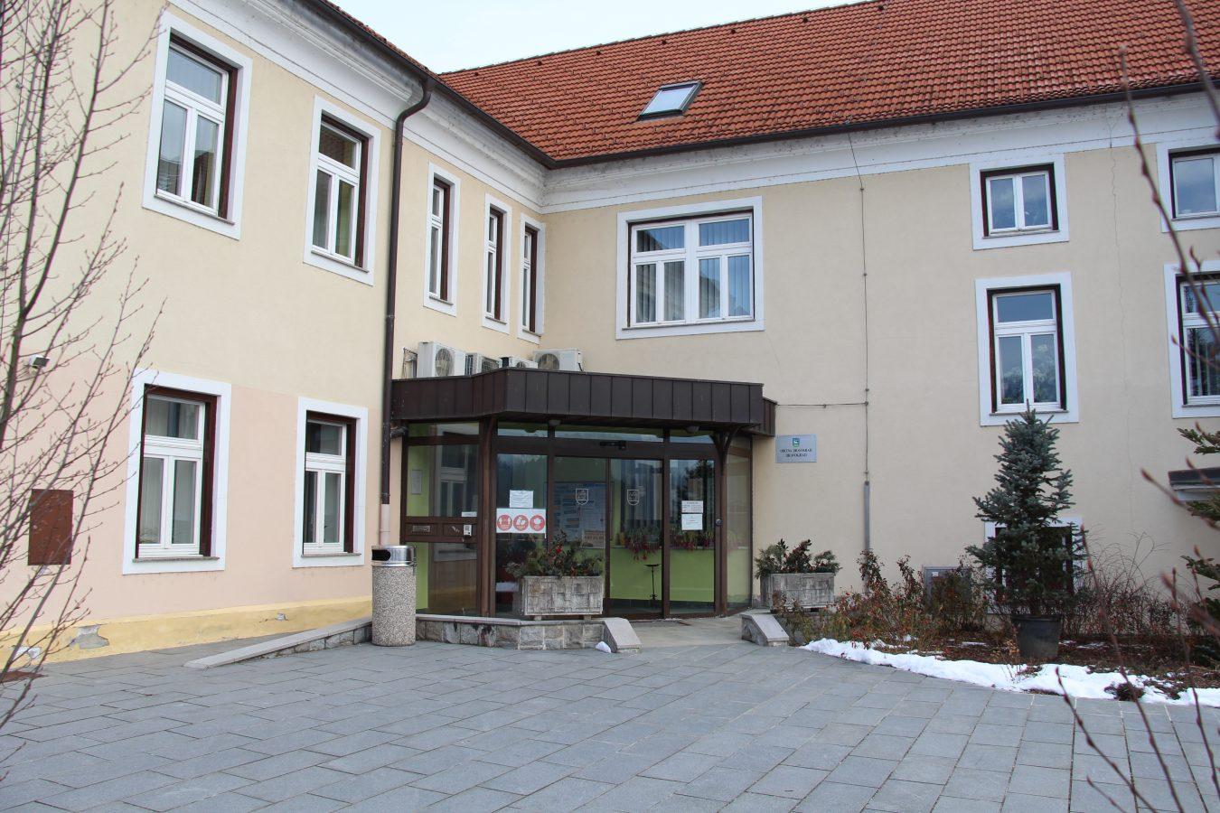 Občina Dravograd v širitev in dodatno ureditev poslovne cone Otiški Vrh