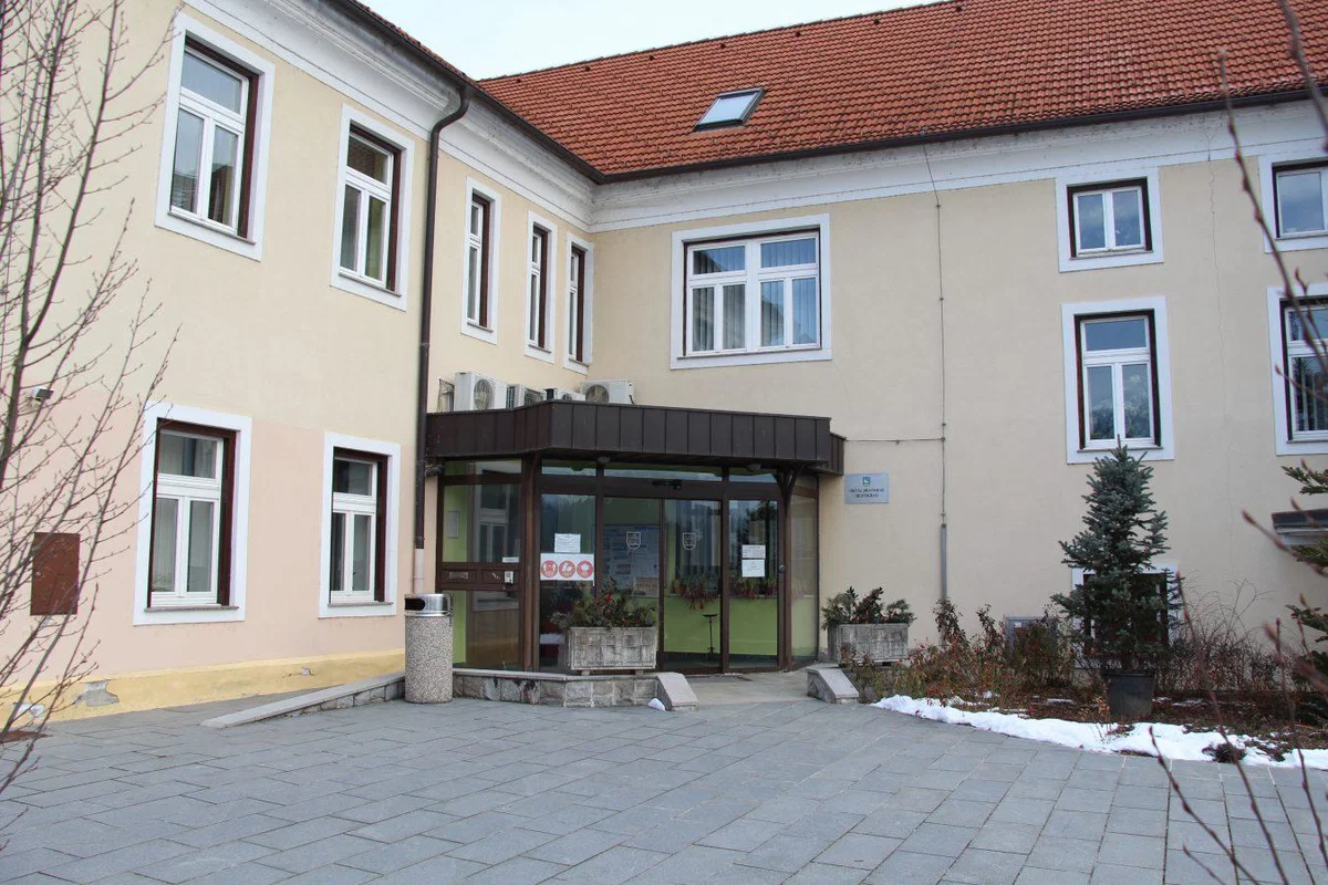 Občina Dravograd v širitev in dodatno ureditev poslovne cone Otiški Vrh