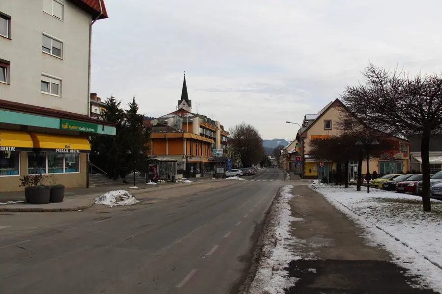 Včeraj nove okužbe v vseh koroških občinah