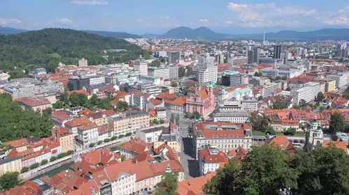 Ljubljanska občina uvaja 80-evrsko globo za neplačevanje v parkirni hiši