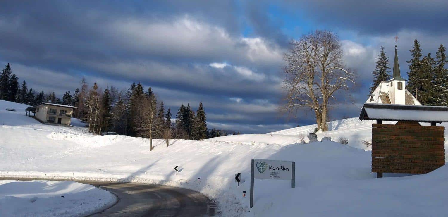 V ponedeljek na Koroškem 440 novih okužb