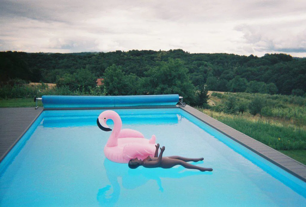 V Galeriji Ravne prva samostojna predstavitev fotografskega ustvarjanja Roberta Marina