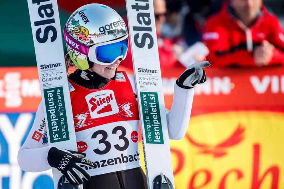 Ema Klinec v Oberstdorfu poskrbela za zgodovinski dosežek