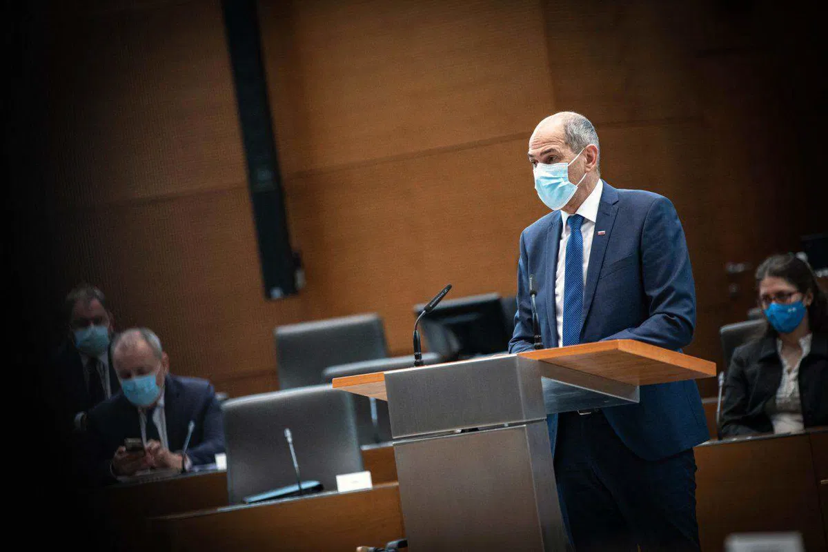 Janša: Pred nami je tretji epidemični val, "vprašanje je samo, kako bo močan"