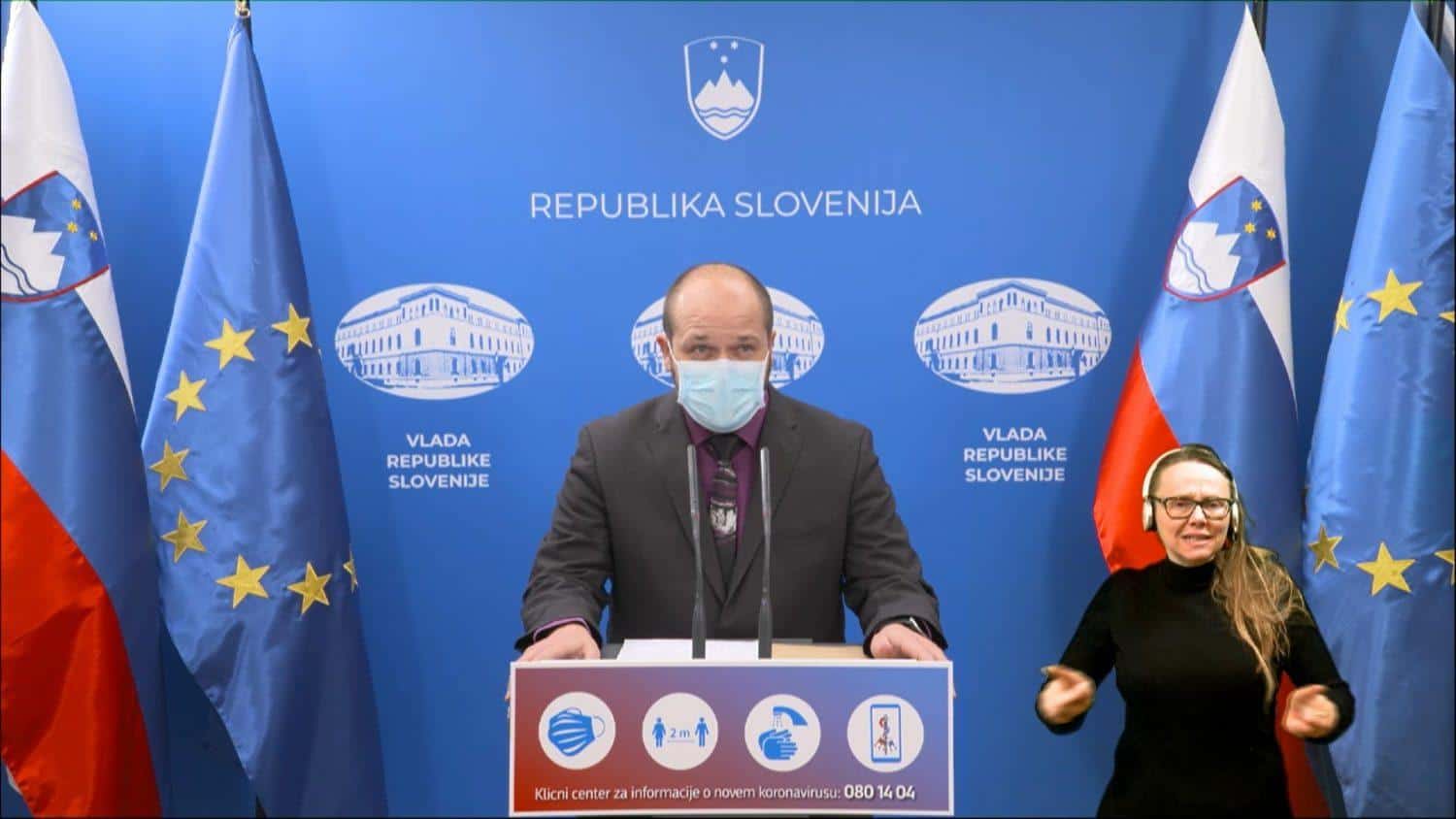 Poklukar: Potrdili prvi primer južnoafriškega seva novega koronavirusa