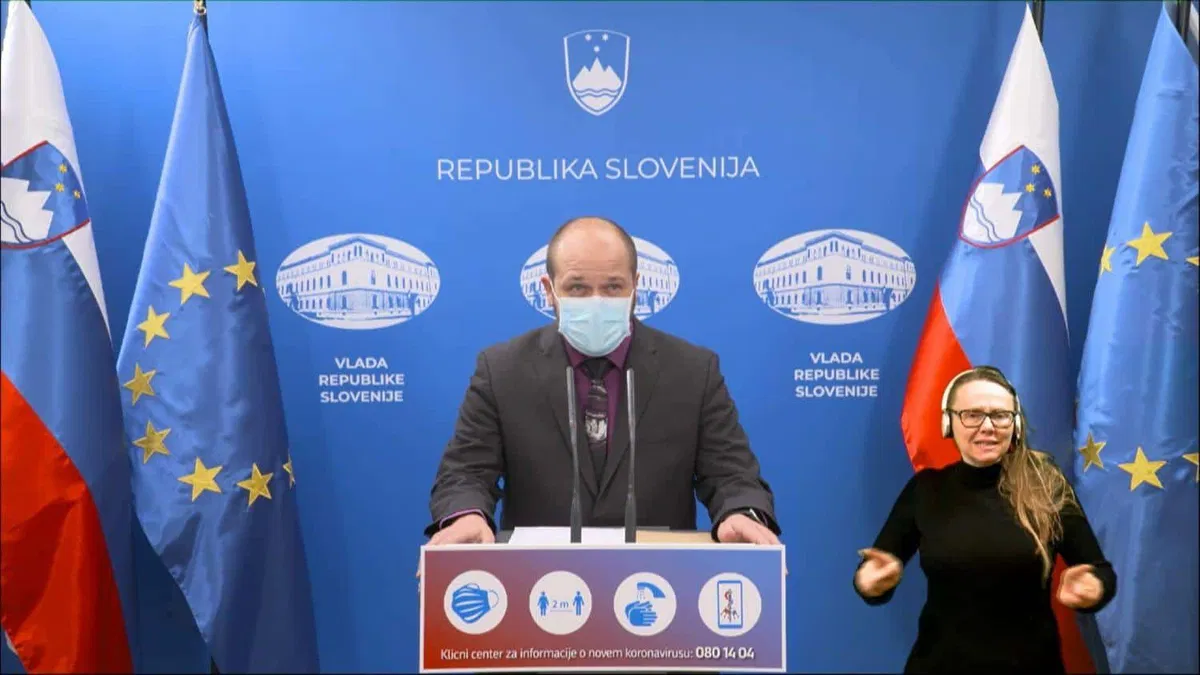 Poklukar: Potrdili prvi primer južnoafriškega seva novega koronavirusa