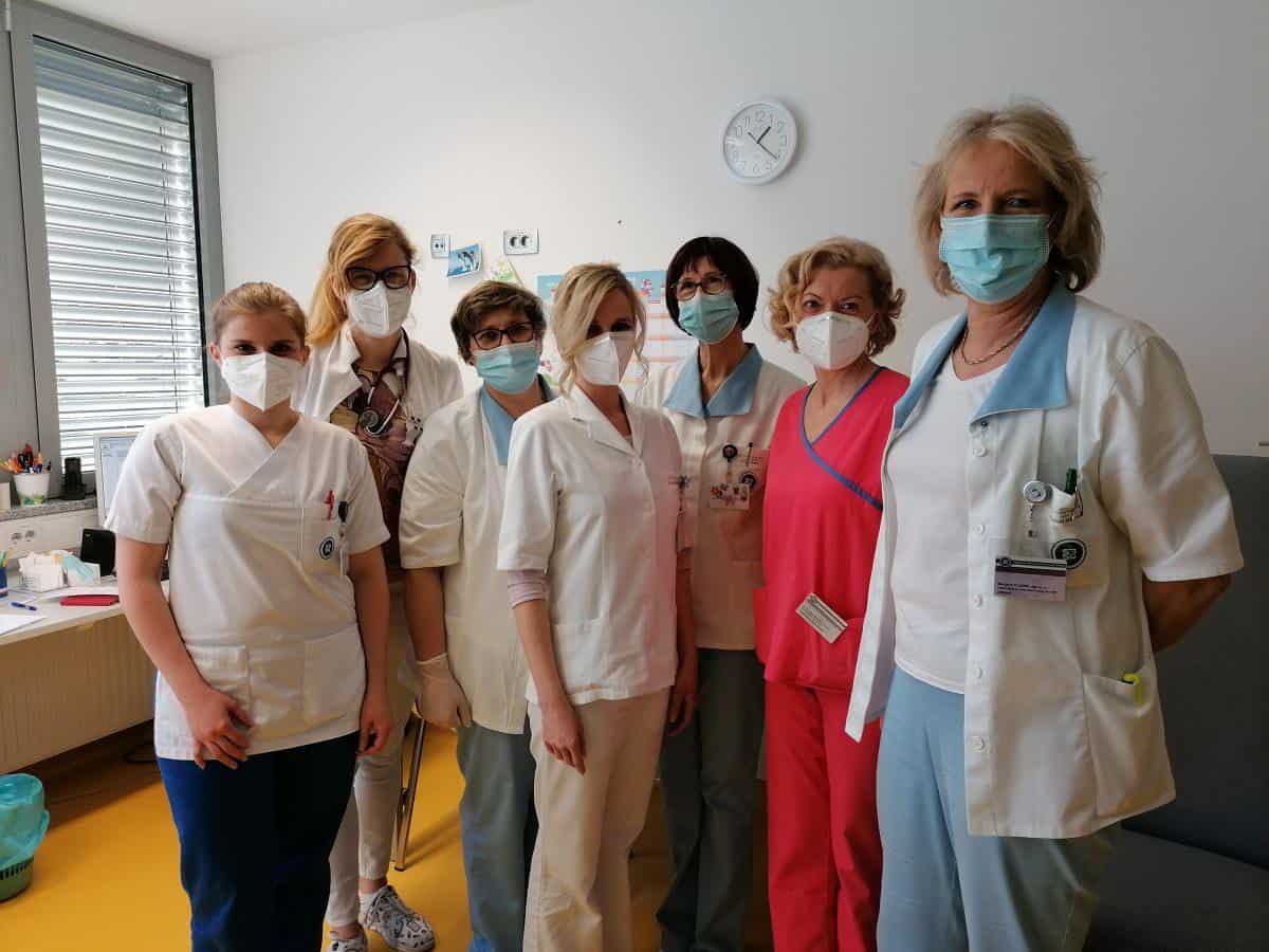 V SB Slovenj Gradec je zanimanje za cepljenje do sedaj izrazilo približno 84 odstotkov zdravnikov