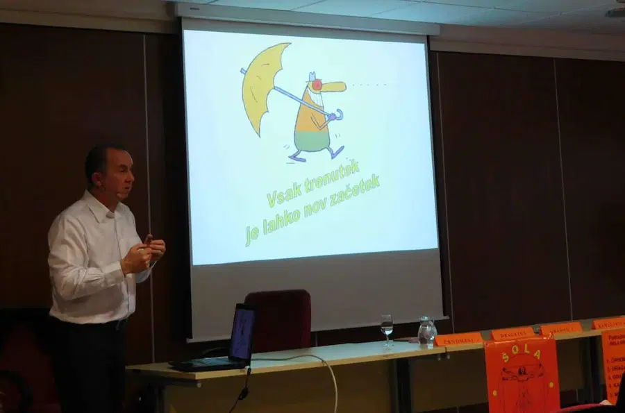 Prihodnji teden Zoom delavnica z ustanoviteljem Društva Šola zdravja ter avtorjem vaj "1000 gibov"