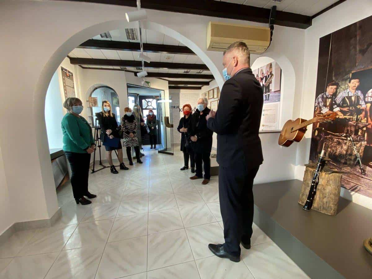 V Slovenj Gradcu svečano odprli Muzej Štirih kovačev