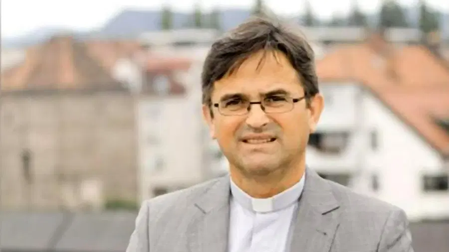 Papež Frančišek za novega celjskega škofa imenoval Korošca Maksimilijana Matjaža