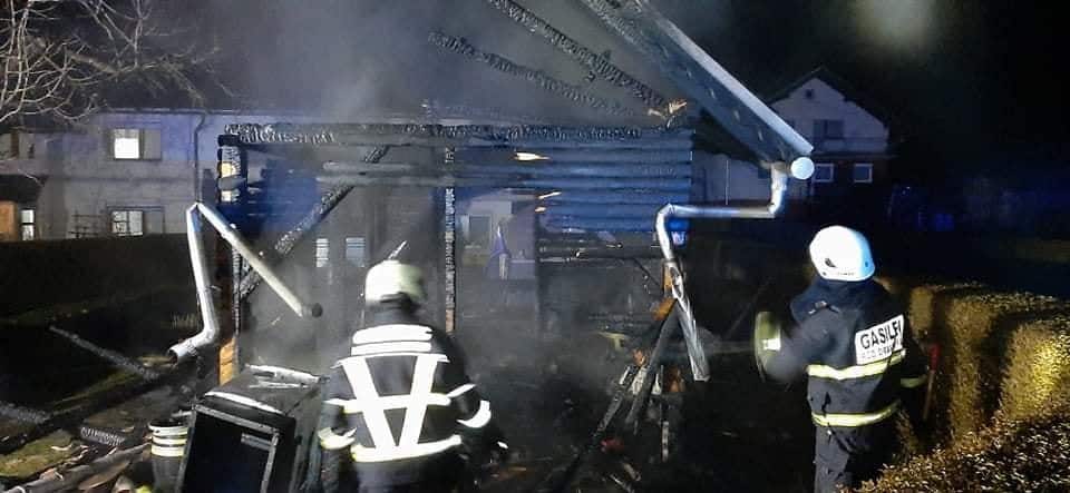 V Dravogradu zagorela vrtna uta