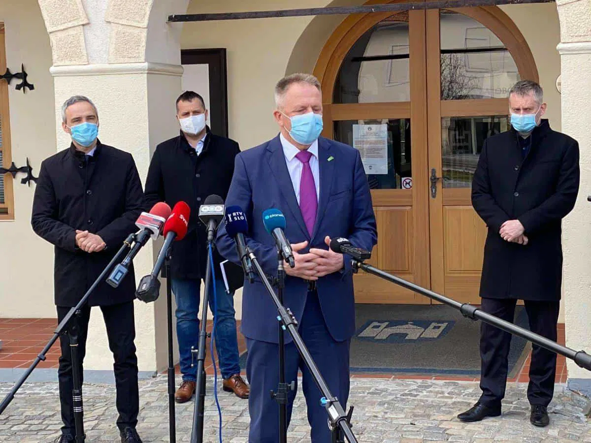 Ministra kljub zaprtju Adienta optimistična. Kot vlada bomo naredili vse, da najdemo nove investitorje za to lokacijo in ohranimo čim več delovnih mest