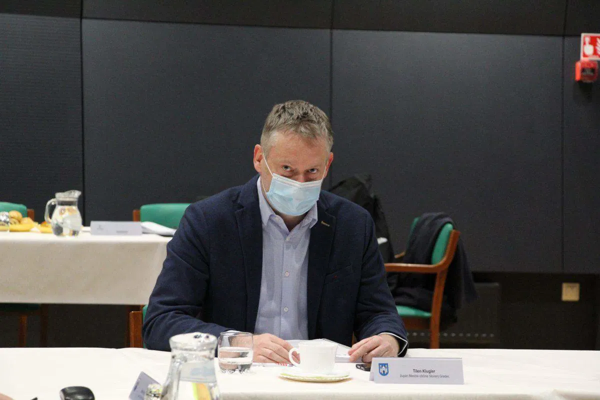 Tilen Klugler: "Obstaja resna nevarnost širitve konflikta na druga območja."